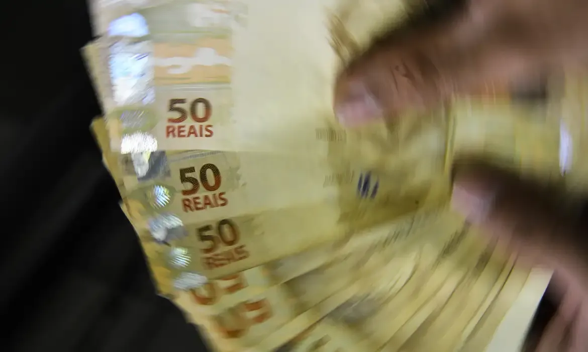 Consignado CLT: saiba os cuidados na hora de contratar um empréstimo