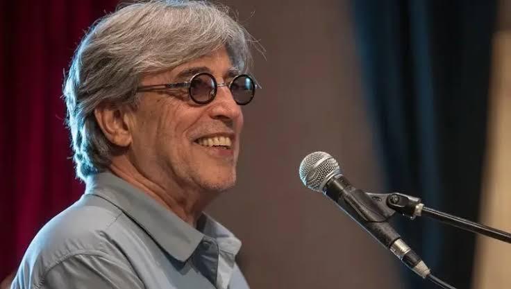 Ivan Lins realizará show gratuito no Vicentina Aranha