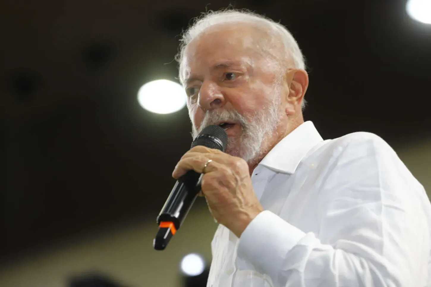 Lula venceria nomes da direita e Bolsonaro se eleição fosse hoje, diz Datafolha
