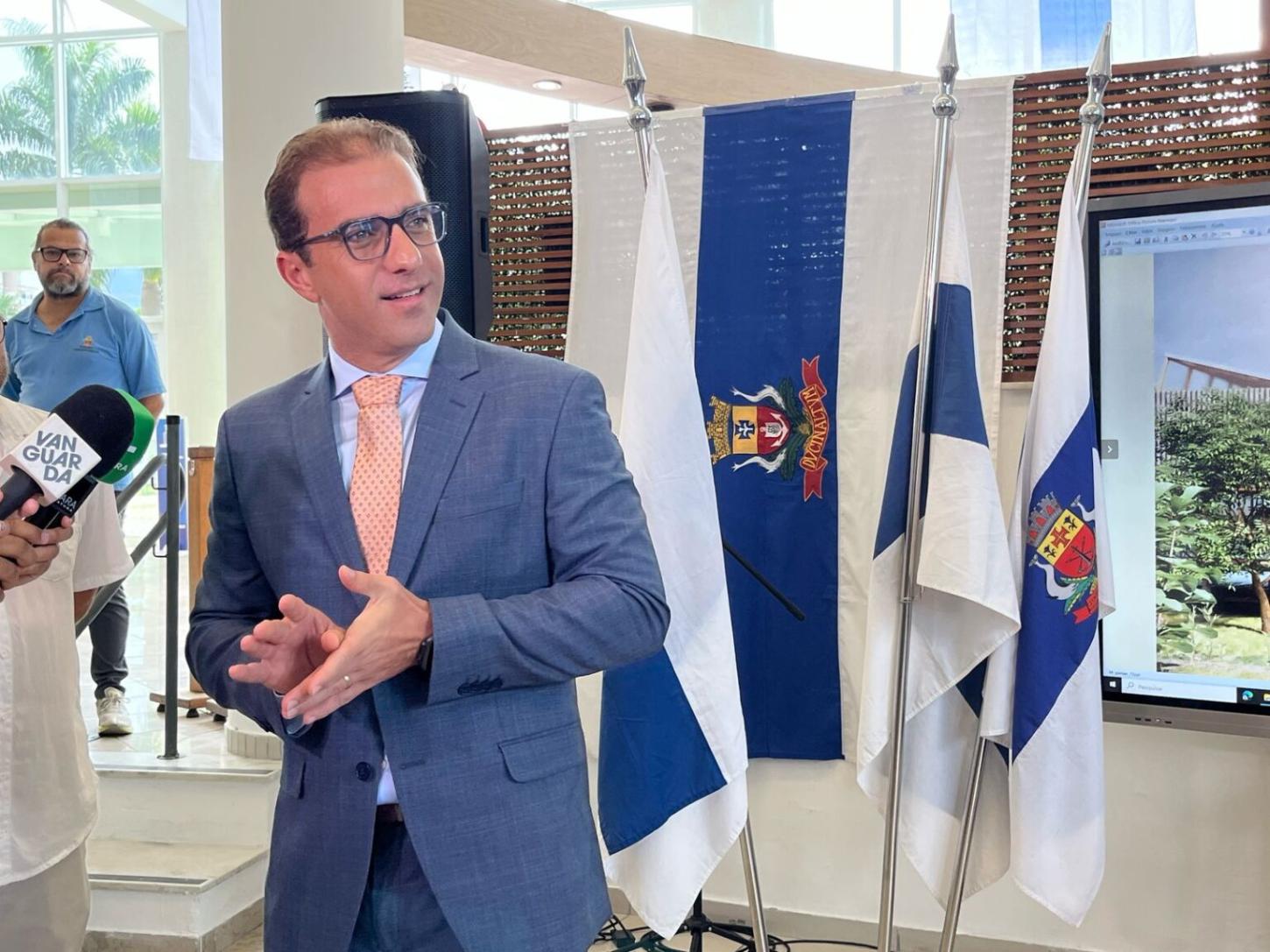Prefeito de Caraguatatuba presta contas dos 100 dias de gestão e anuncia construção de uma nova prefeitura na região da fazenda Serramar
