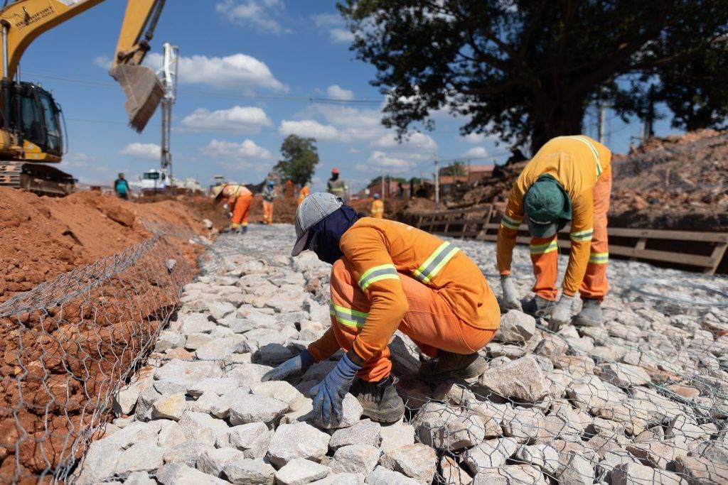 Programa de obras prevê 24 mil postos de trabalho na RMVale