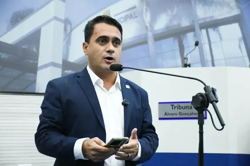 PSDB abre processo interno contra vereador Sidney Campos, aliado do governo