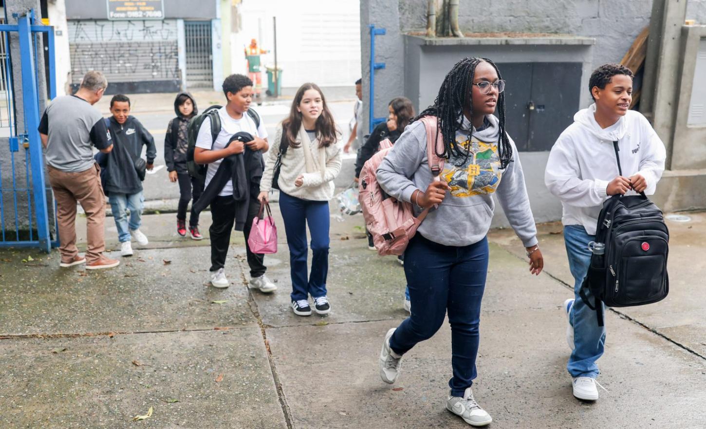 Estado de SP abre nesta sexta-feira (22) período de matrículas para novos estudantes na rede estadual em 2026