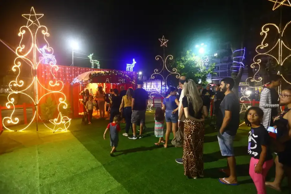 Prefeitura de São José deve gastar quase R$1 milhão com “Natal Iluminado”