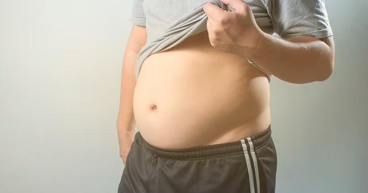 “Barriga de chopp” e gordura abdominal: risco silencioso para o coração