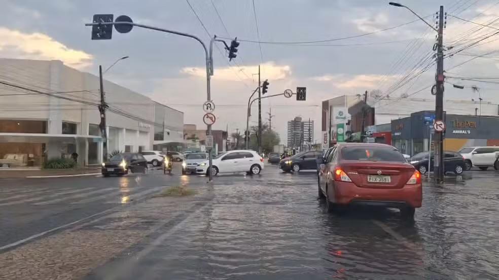 Previsão do tempo para sábado (28), em SP: chuvas diminuem