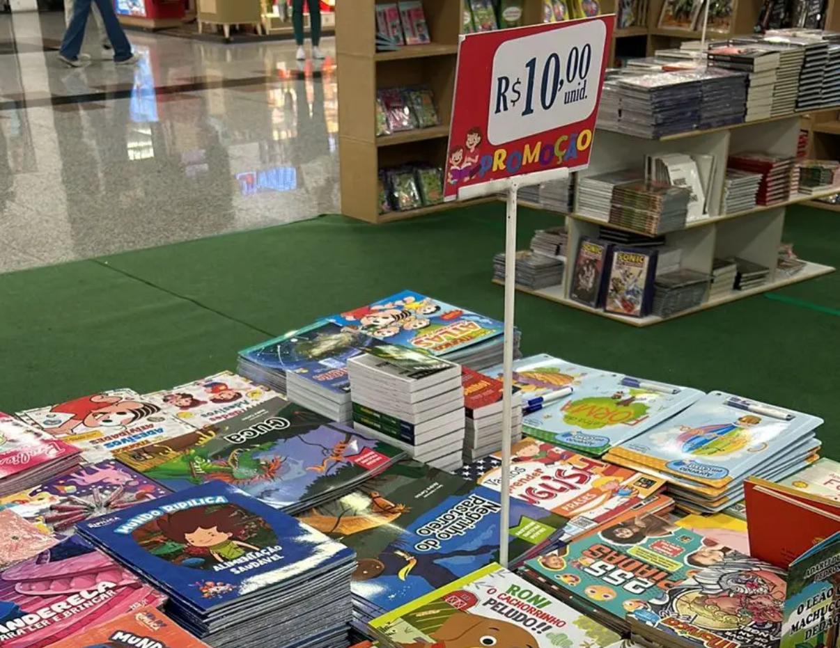 Feira de livros com títulos a partir de R$ 10 acontece no Shopping Jardim Oriente