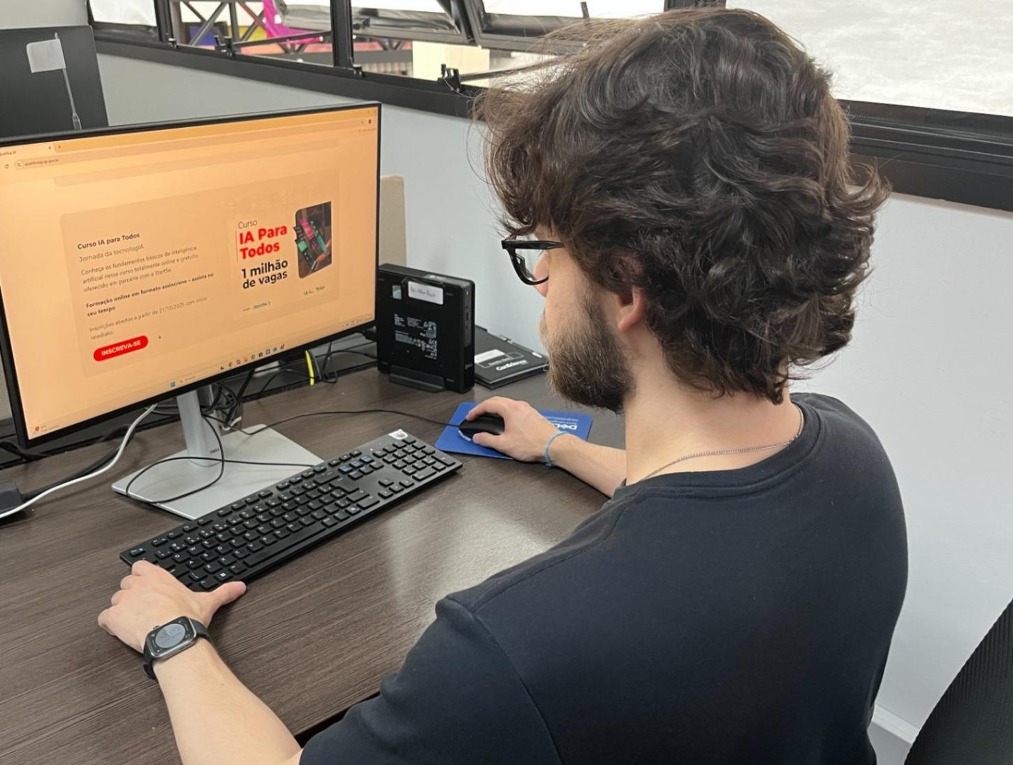 Busca por cursos de inteligência artificial cresce; Governo de SP oferece ‘IA para Todos’