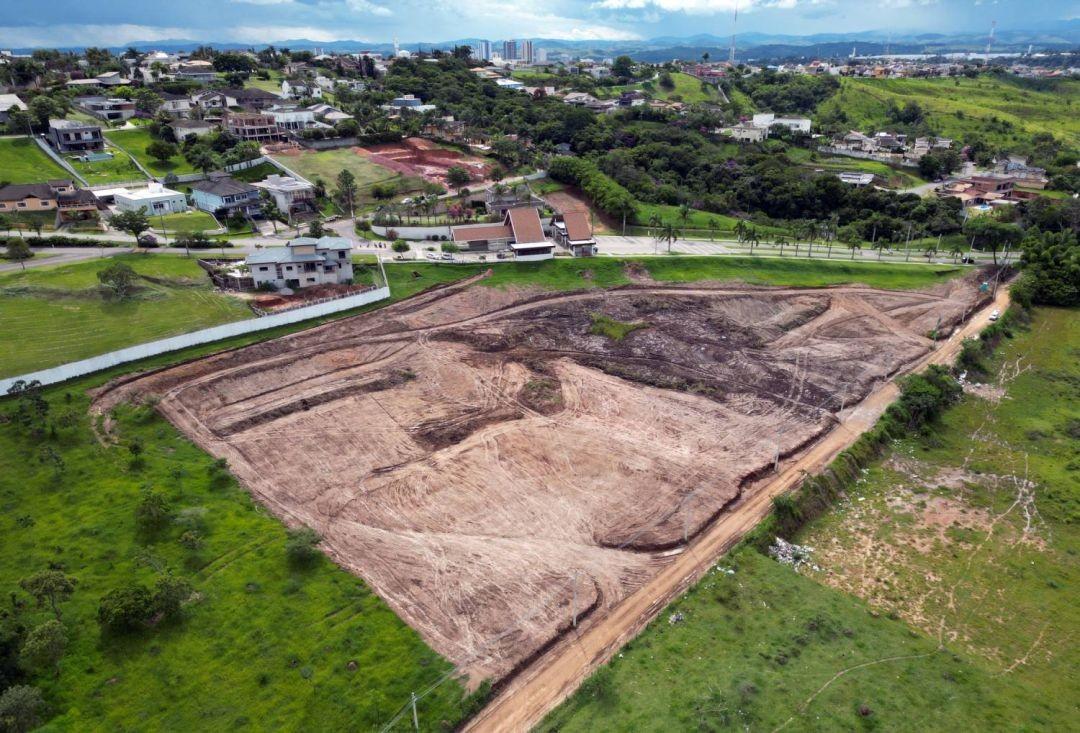 Jacareí inicia implantação de Usina Fotovoltaica em área na região leste