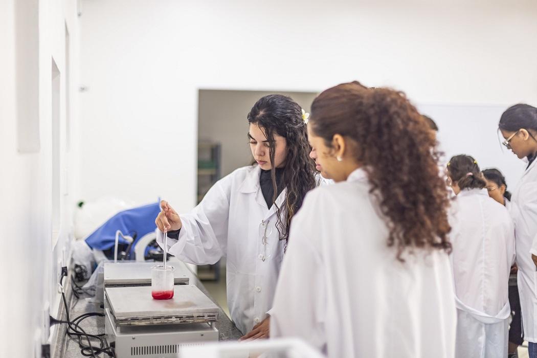 Estado de SP seleciona professores para ensino técnico em 2027