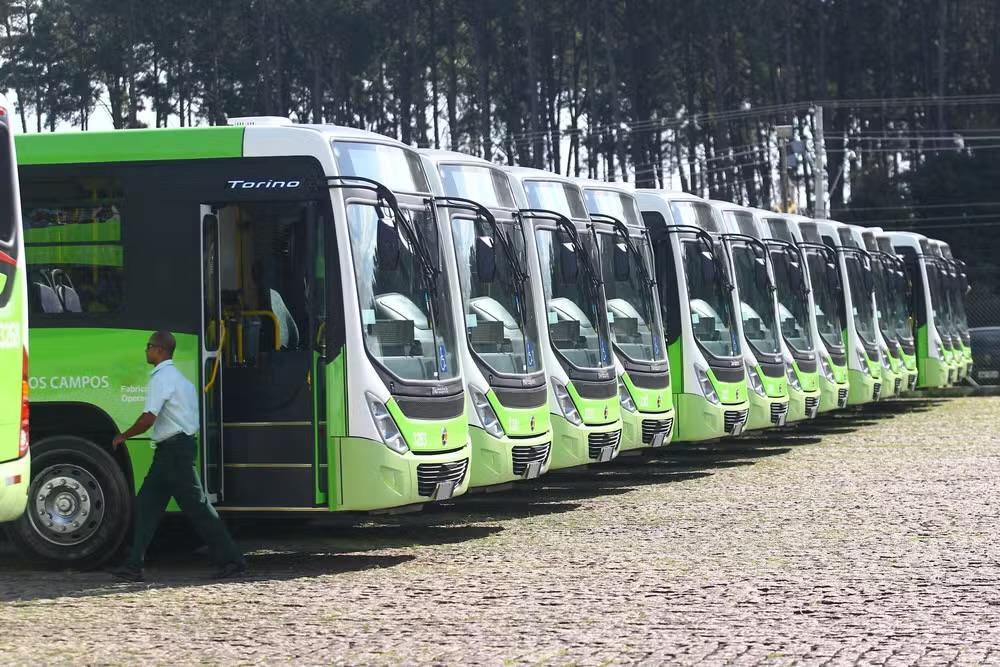 Ônibus 24h começam a circular em São José dos Campos nesta terça-feira; veja como vai funcionar