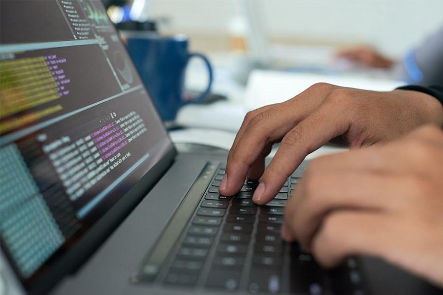 10 mil vagas de estágio: SP recebe inscrições de universitários das áreas de tecnologia para atuar em escolas estaduais