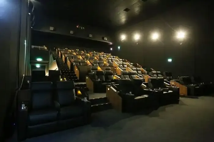 Cinema de luxo em São José exibirá jogos do Brasil na Copa do Mundo