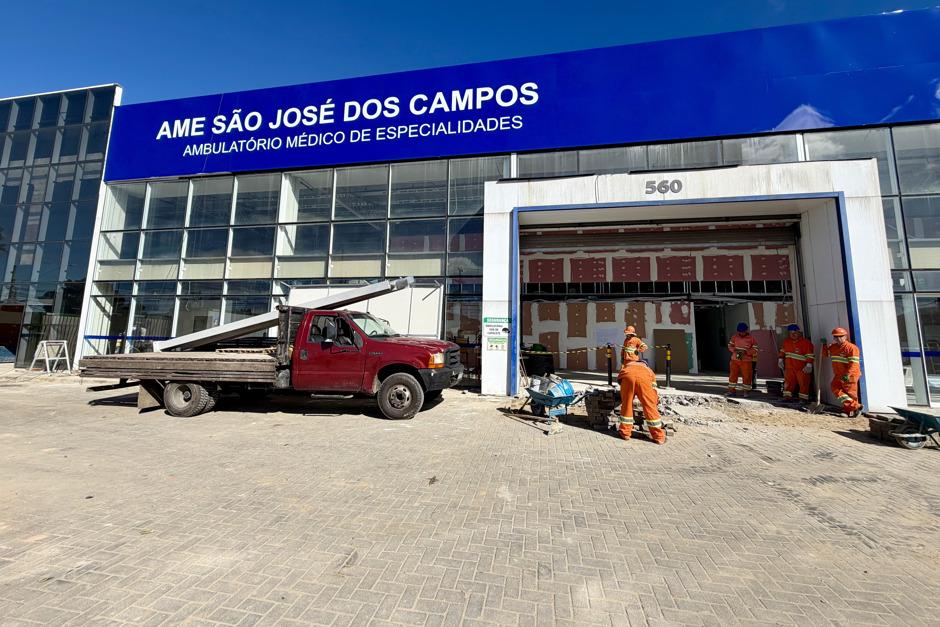 Novo AME ganha forma no centro de São José