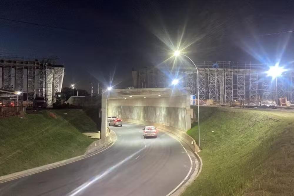Obra da Av. Sebastião Gualberto tem novo atraso e custo aumenta R$ 22,4 milhões, em São José
