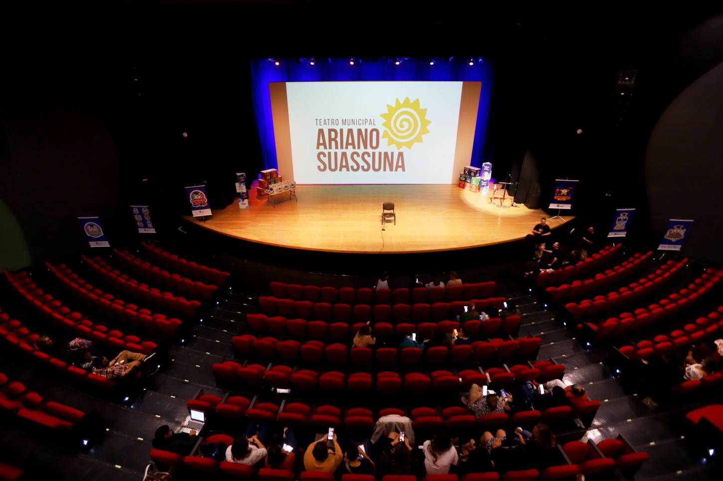 Teatro Ariano Suassuna abre inscrições nesta segunda-feira (8) para uso entre outubro e dezembro