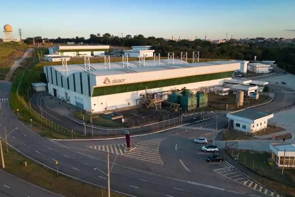 Grupo dos Emirados Árabes anuncia compra da Akaer, empresa aeroespacial de São José dos Campos
