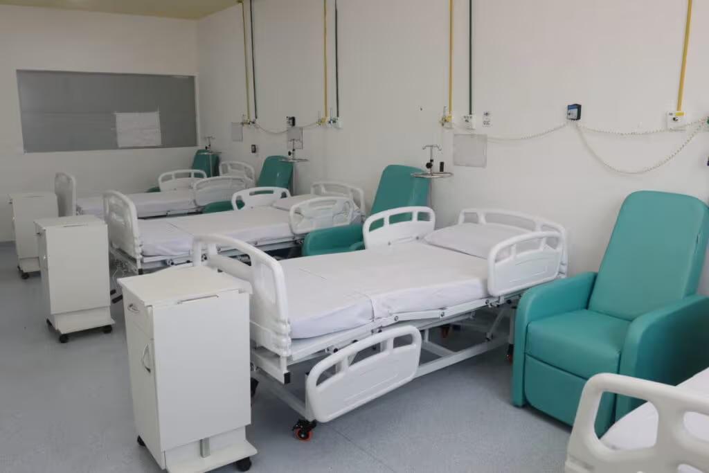 Santa Casa de Jacareí amplia capacidade com novos leitos e laboratório modernizado