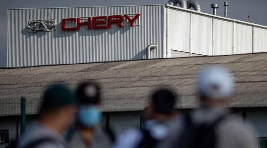 Sindicato cobra volta da Caoa Chery em Jacareí e ameaça desapropriação