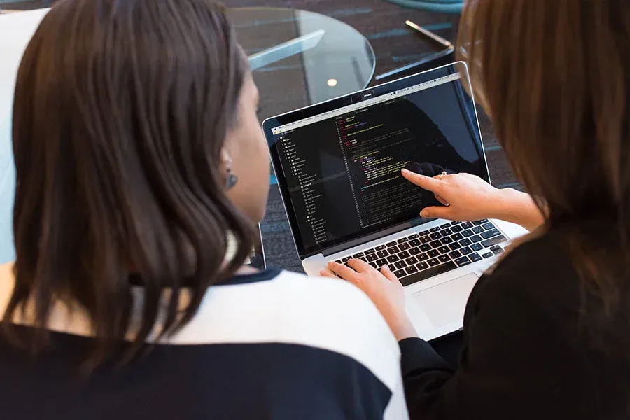Veja como se inscrever para 300 vagas em cursos profissionalizantes online gratuitos em SP