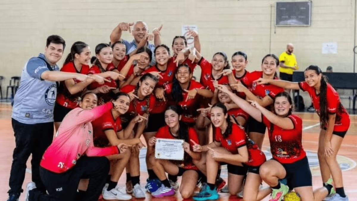 Jacareí abre novas turmas para Handebol feminino nesta terça-feira (18)