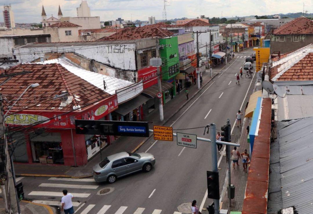 Obras alteram trânsito a partir deste domingo (30) no Centro, em Jacareí