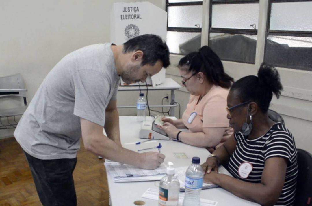 Eleições 2026 terão mais de 411 mil mesários em SP; 74% são mulheres