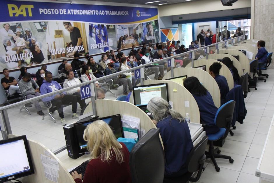 PAT de São José reabre na terça-feira com 504 vagas de empregos