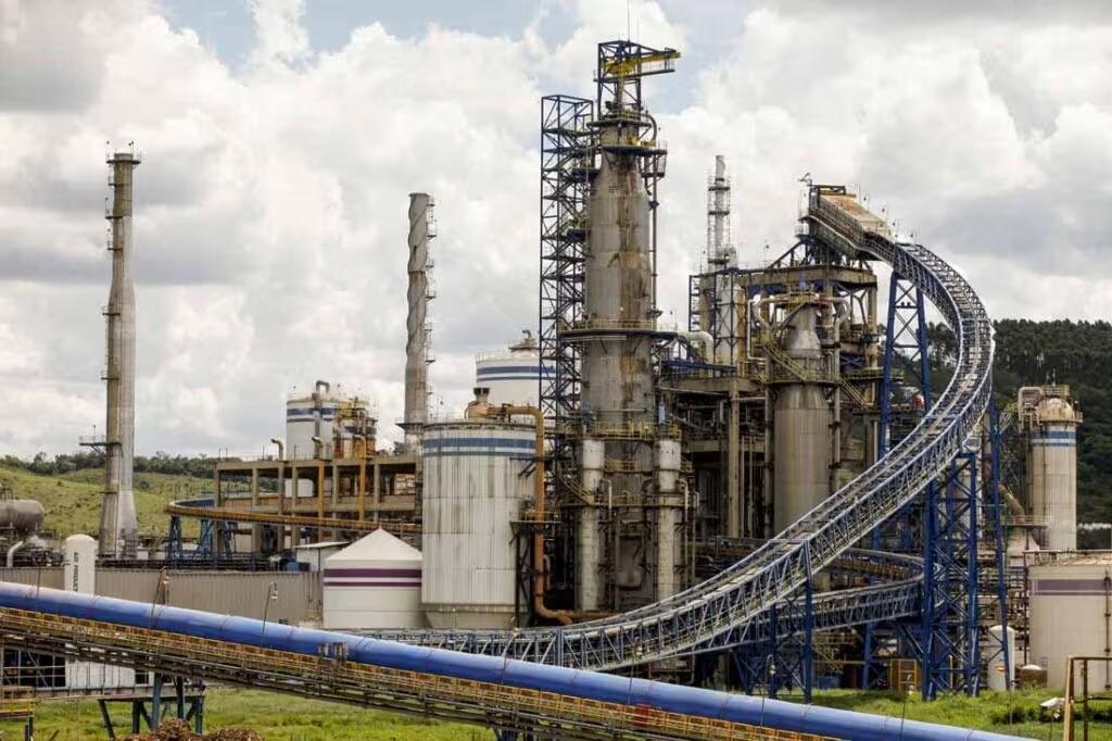 Suzano abre vagas de trabalho em Jacareí, Caçapava e Taubaté