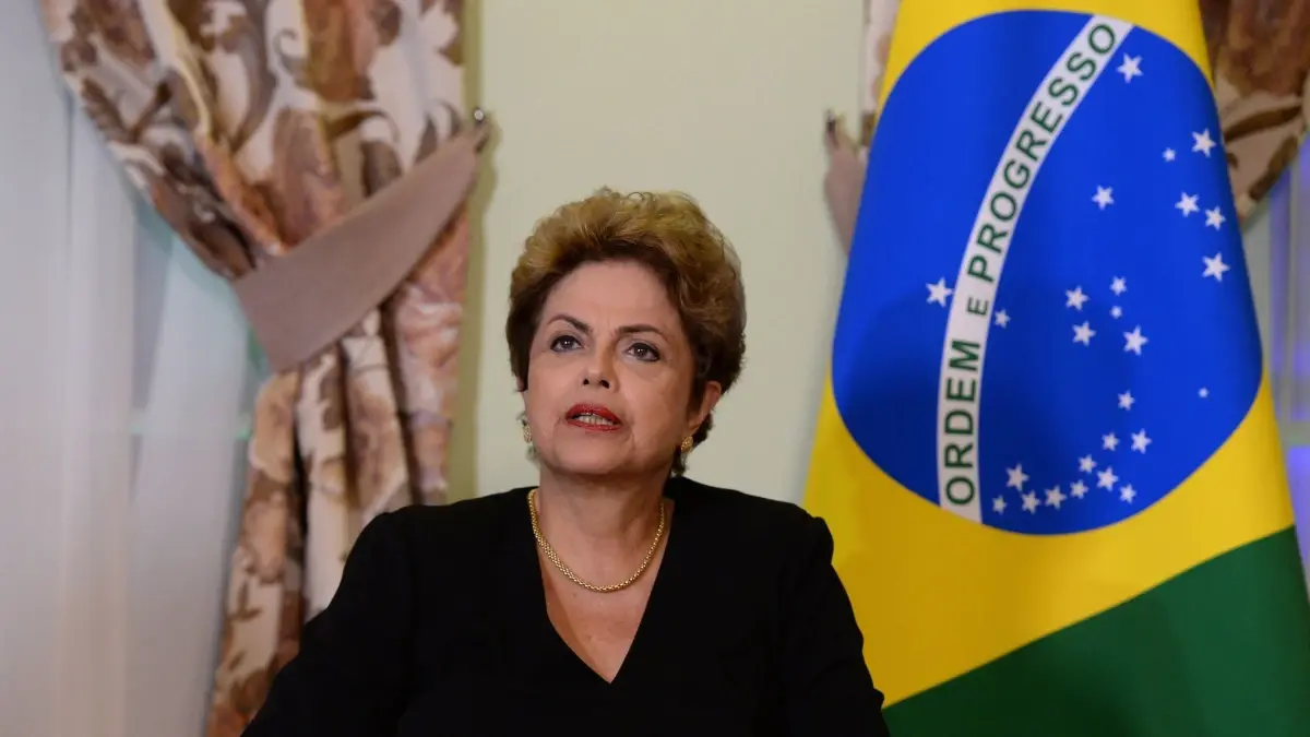 Governo fixa indenização mensal de R$ 17,5 mil a Dilma Rousseff por perseguição na ditadura