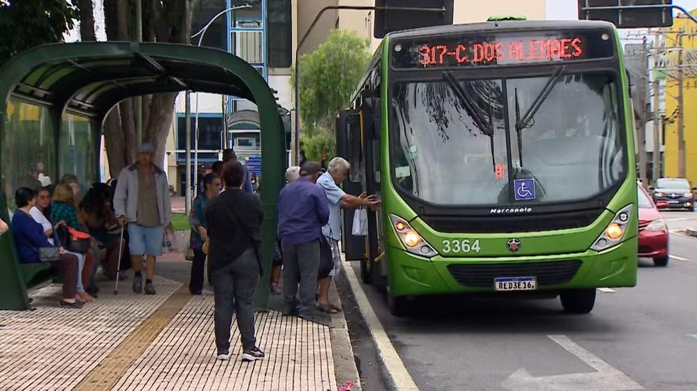 Prefeitura de São José dos Campos prorroga contratos com empresas de ônibus até outubro de 2027