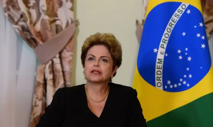 Governo fixa indenização mensal de R$ 17,5 mil a Dilma Rousseff por perseguição na ditadura